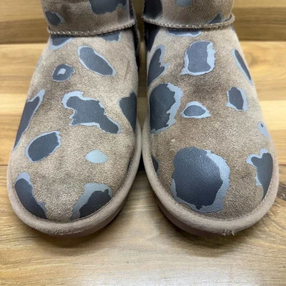 UGG Ultra Mini Appaloosa Boot Womens 8 Caribou Suede Shearling Fur Lined Cozy